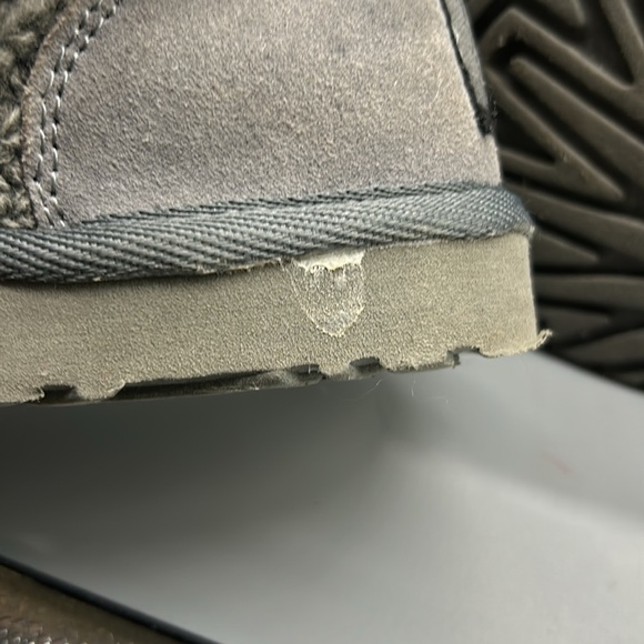 Classic gray cardy sweater knit ugg boots sz 7 - Picture 8 of 9